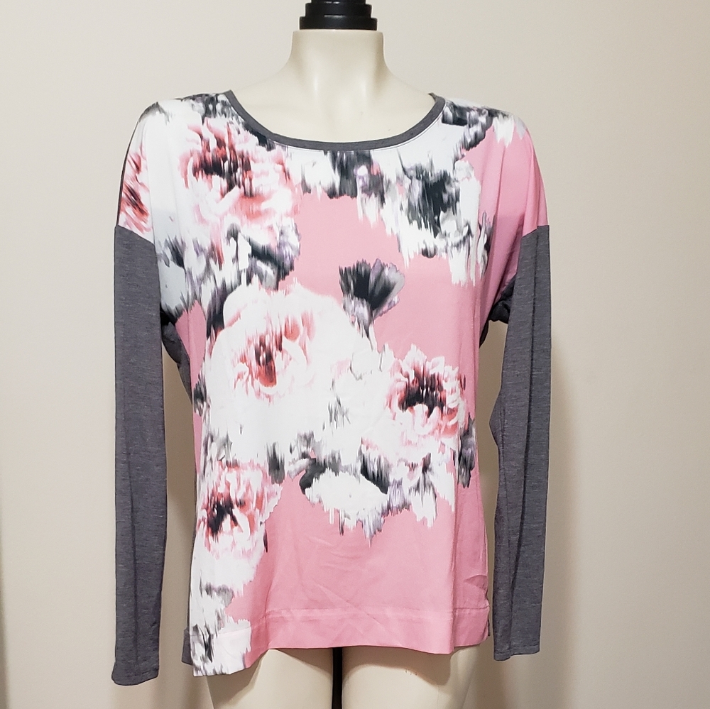 Pink & gray floral longsleeve top S